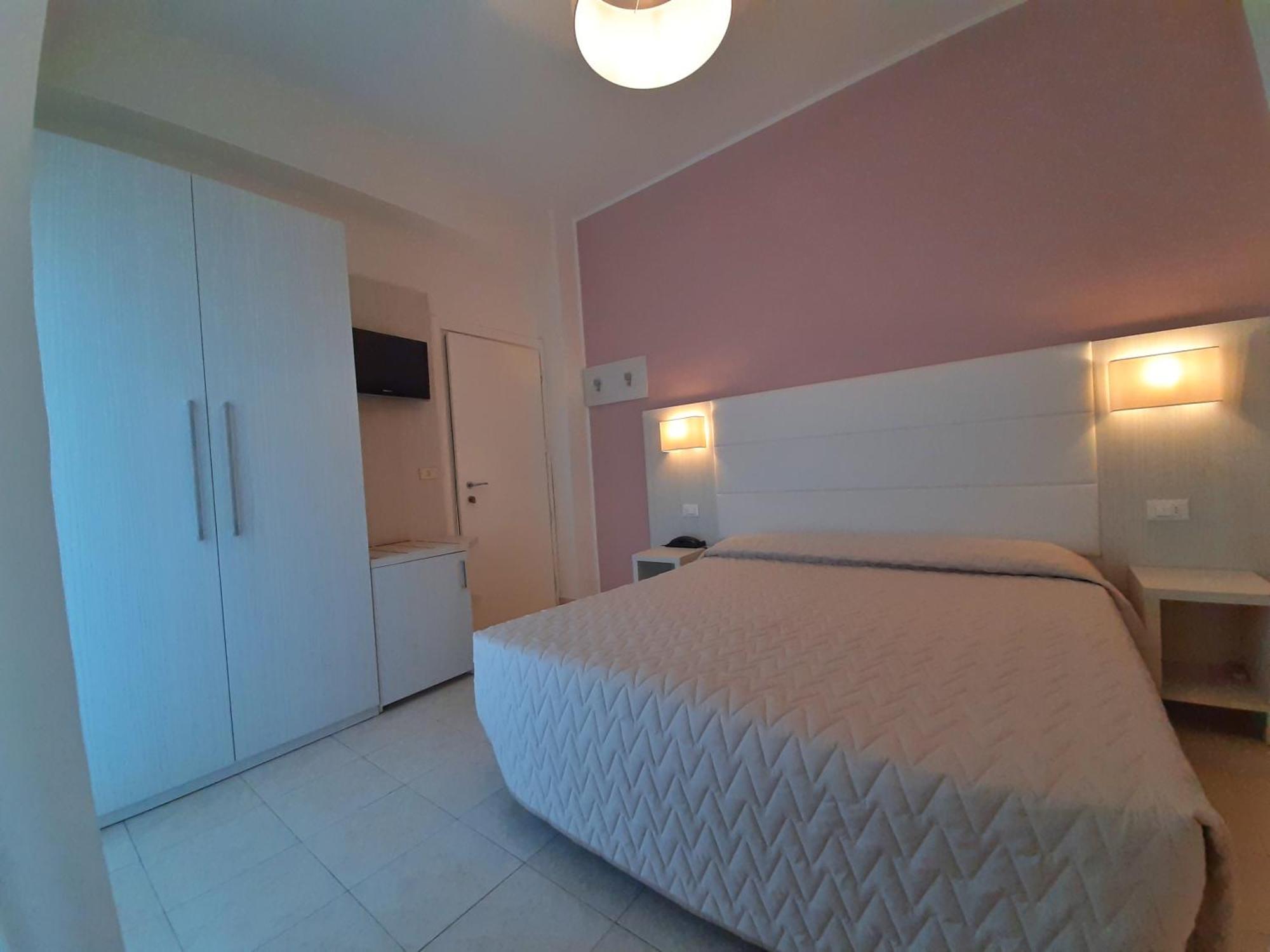 Hotel Foschi-Peninsula Hotel Bellaria-Igea Marina