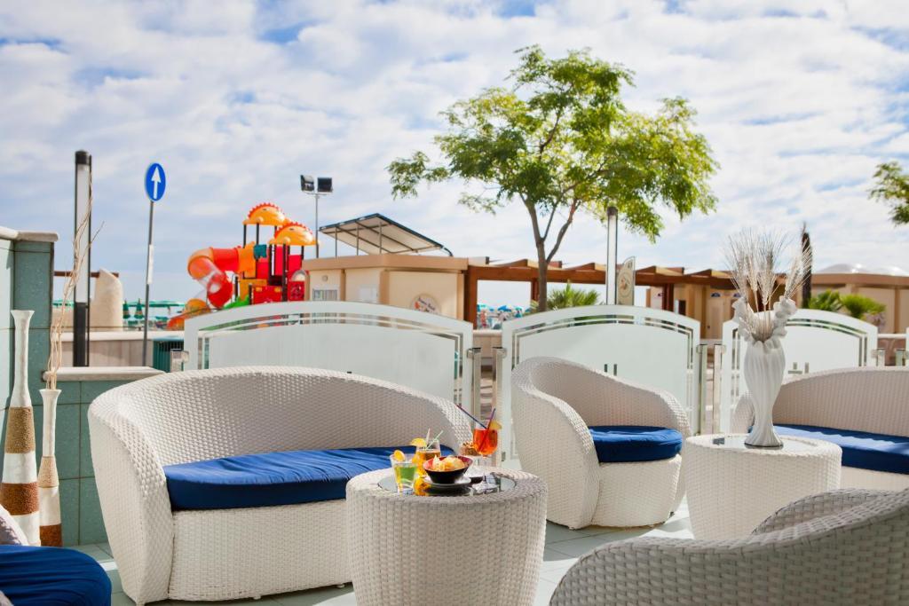 Hotel Foschi-Peninsula Hotel