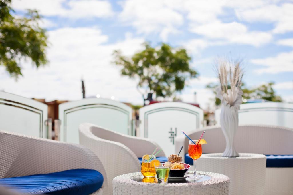 Hotel Foschi-Peninsula Hotel 3*